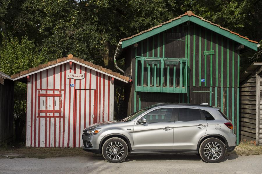  Mitsubishi ASX 2017 года  (WW) (фото 7 из 41)
